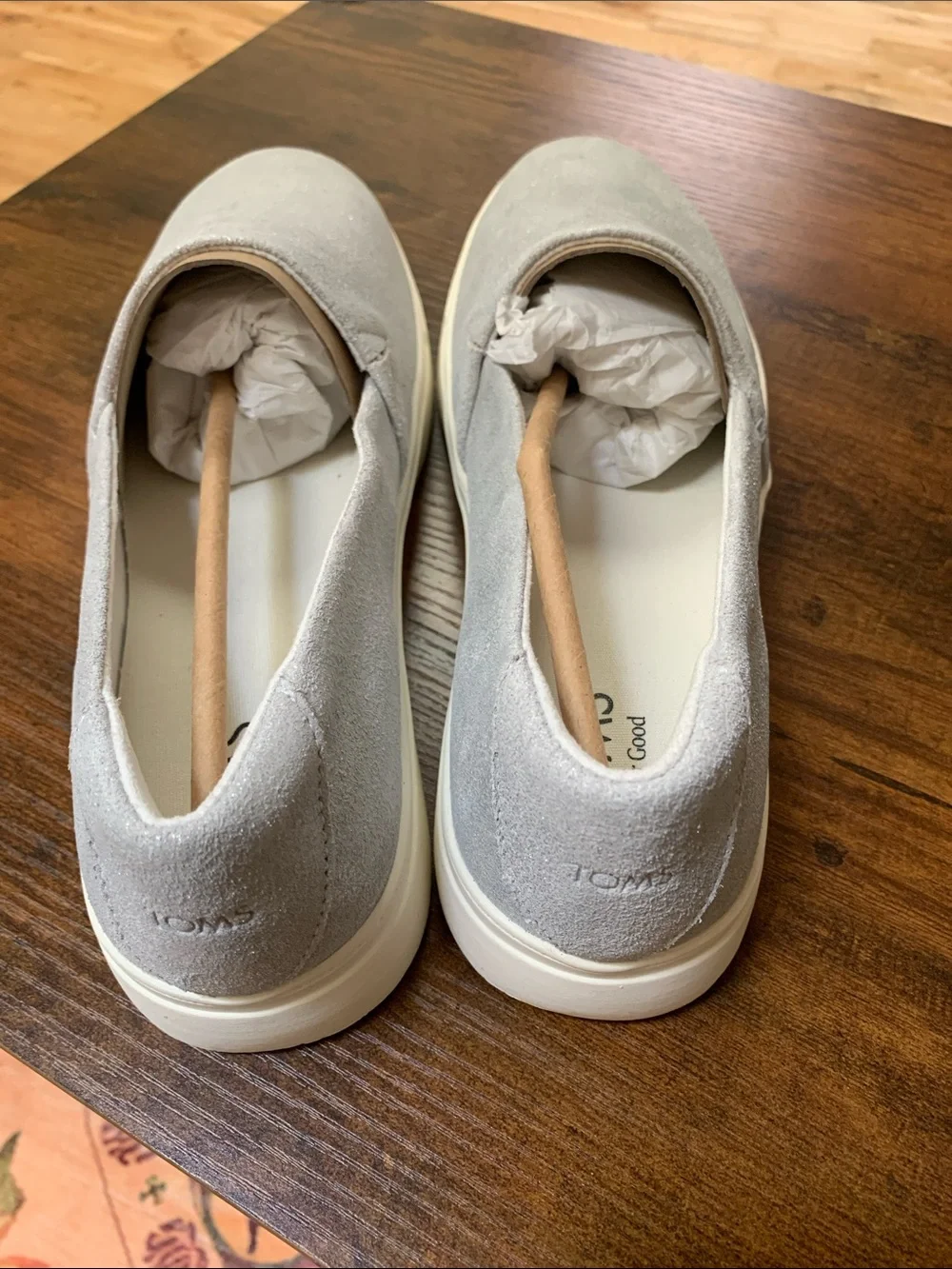 TOMS Women's Light Gray Metallic Suede Kameron Slip-On Flats